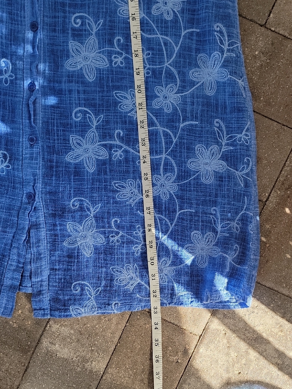 Blue Embroidered Floral Lightweight Cotton Roll Tab Sleeve Button-up Shirt - Picture 6 of 9